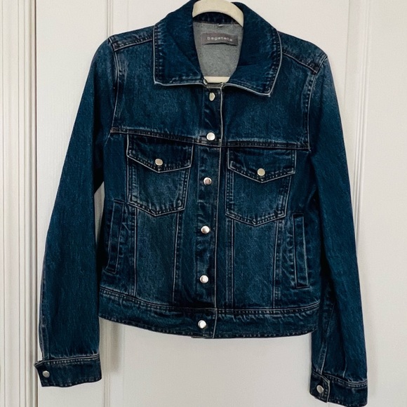 Bagatelle
Faux-Fur Collar Denim Jacket - Picture 4 of 7